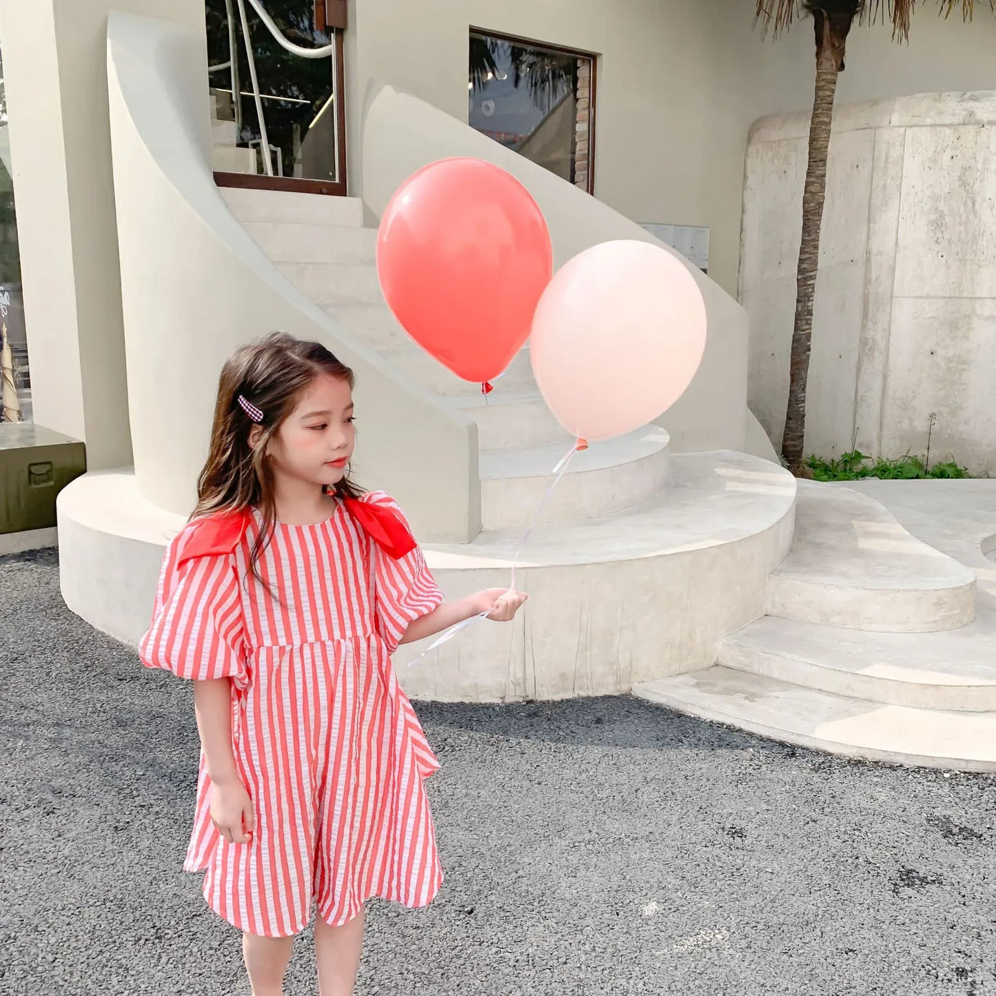 半袖ワンピース キッズワンピース 半袖ボリュームパフスリーブ ショルダーリボン ストライプワンピース レッド【mh0005961】