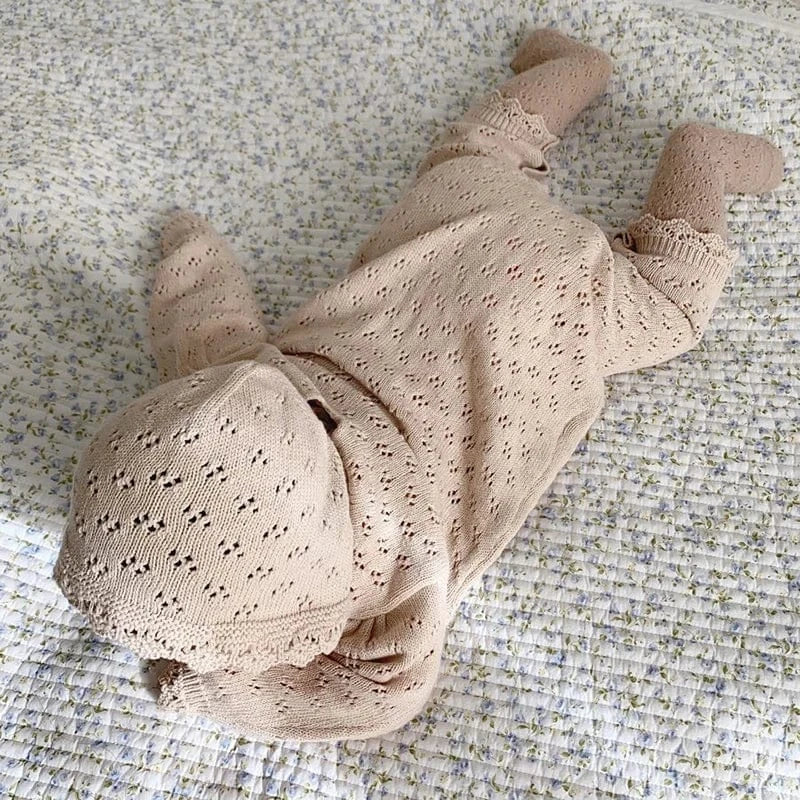 長袖ロンパース ベビーロンパース ボンネットセット レースニット 長袖ジャンプスーツ 帽子セット ベージュ【mh0006226】