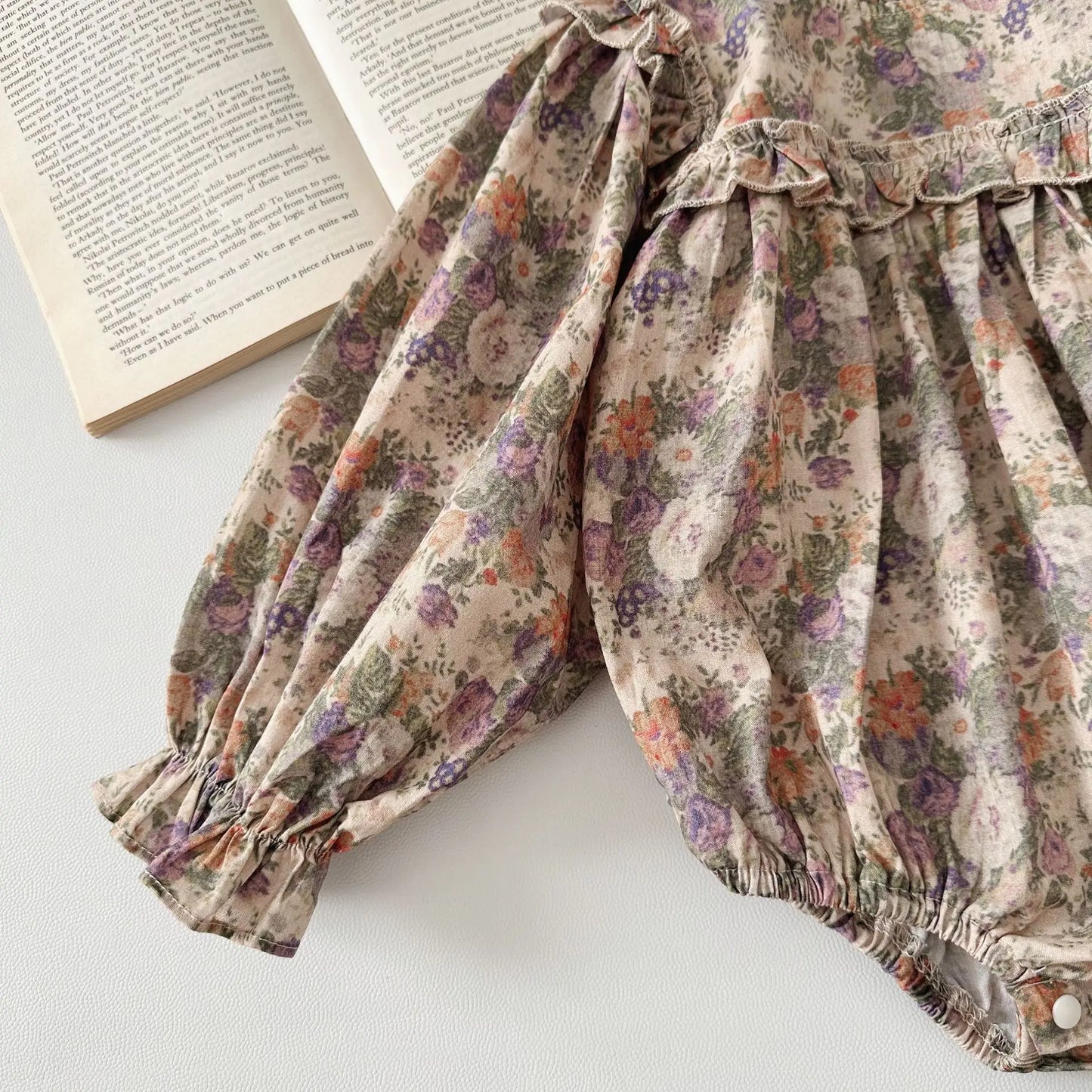 長袖ロンパース ベビーロンパース 長袖ボディスーツ フリルスタンドカラー フラワー花柄プリント【mh0006387】