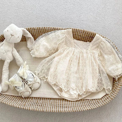 長袖ロンパース ベビーロンパース 長袖レーススカートボディスーツ ベビードレス ベージュ【mh0006620】