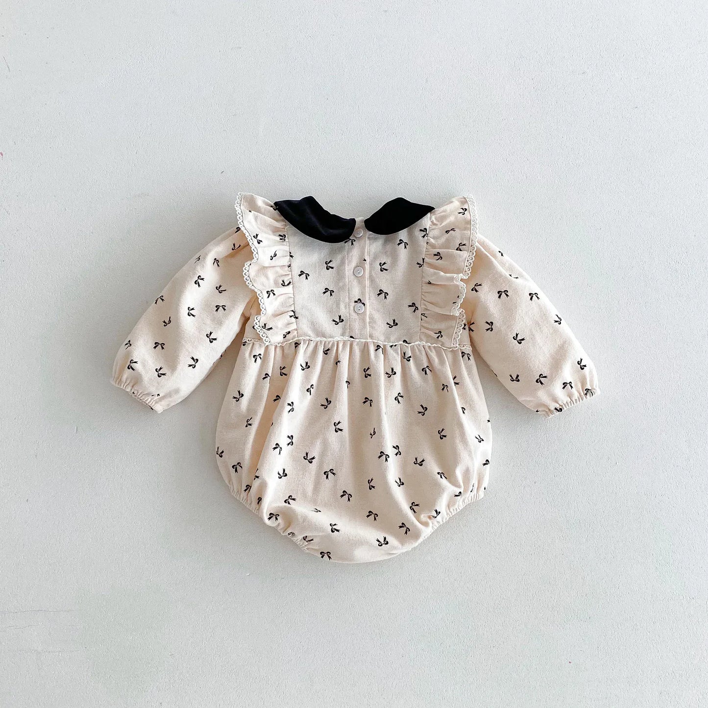 長袖ロンパース ベビーロンパース リボンプリントフリル丸襟長袖ボディスーツ【mh0007405】