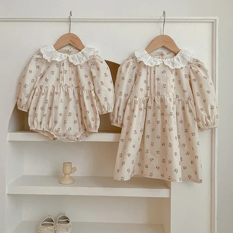 長袖ロンパース ベビーロンパース/キッズワンピース レースフリル襟ピンタックフラワープリント長袖ボディスーツ/ワンピース リンクコーデ 姉妹 お揃いコーデ【mh0007418】