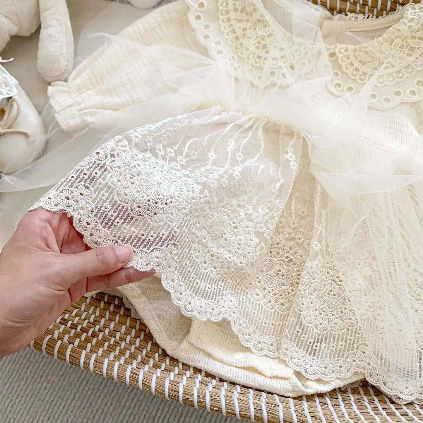 長袖ロンパース ベビーロンパース レース襟レーススカートドッキング長袖ボディスーツ セレモニードレス【mh0007460】