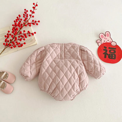 アウタージャンプスーツ ベビーロンパース/ジャンプスーツ うさぎ刺繍キルティング長袖アウターボディースーツ ピンク【mh0007624】