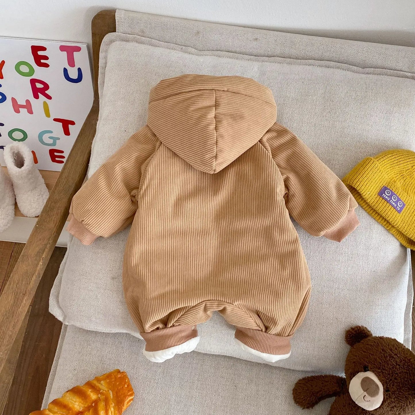 アウタージャンプスーツ ベビーアウタージャンプスーツ ベアくま刺繍コーデュロイフーディ厚手防寒ロンパース【mh0007668】