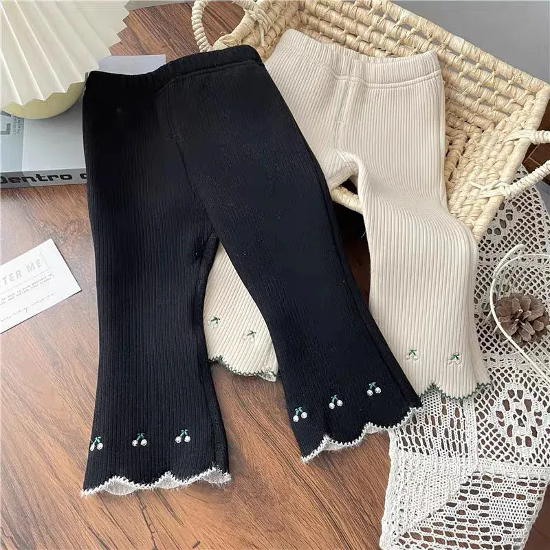 レギンスパンツ キッズパンツ チェリーさくらんぼ刺繍裏フリースフレアレギンスパンツ【mh0007708】