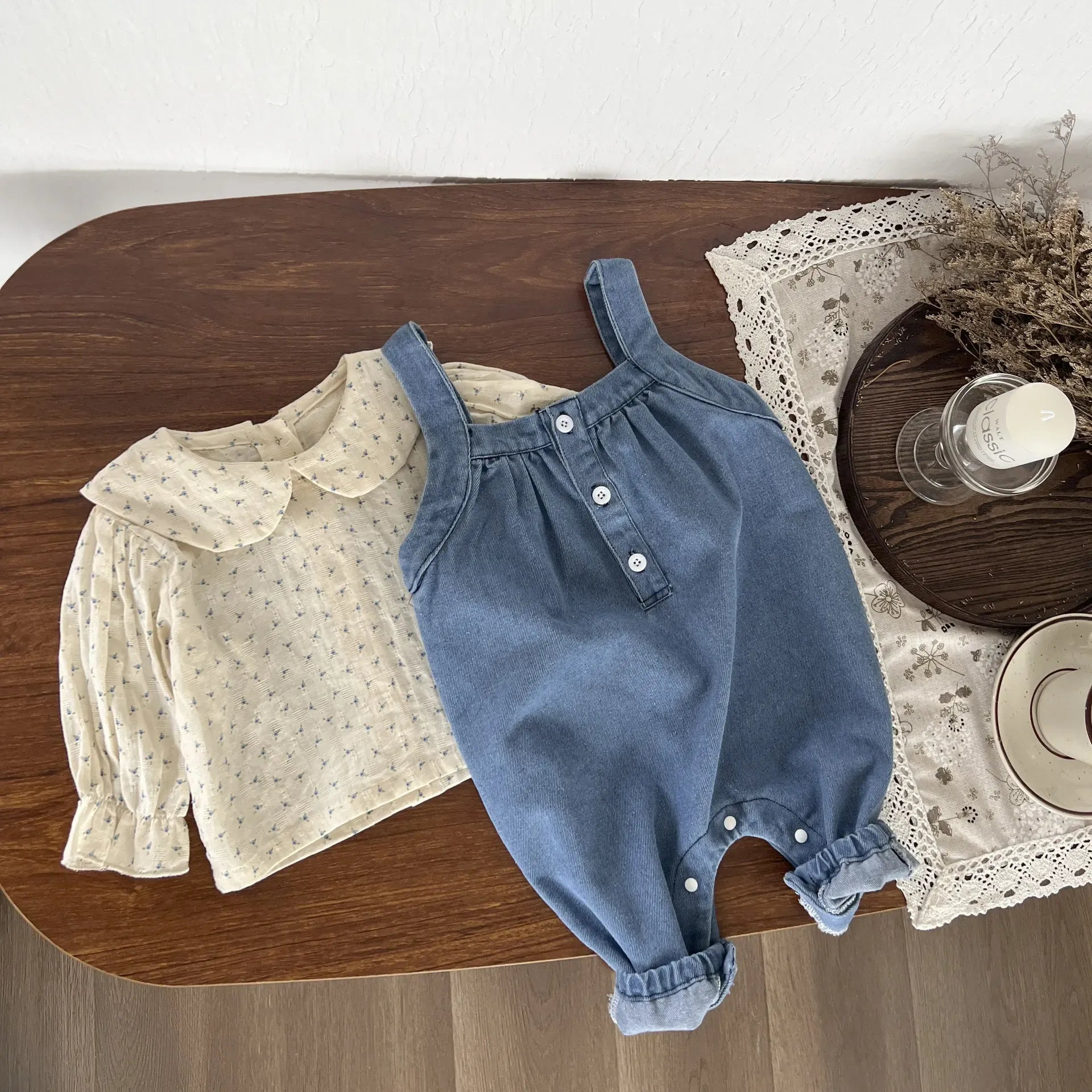 長袖セットアップ ベビートップス/サロペットパンツ 丸襟フラワープリント長袖ブラウス/デニムサスペンダージャンプスーツ【mh0007742】