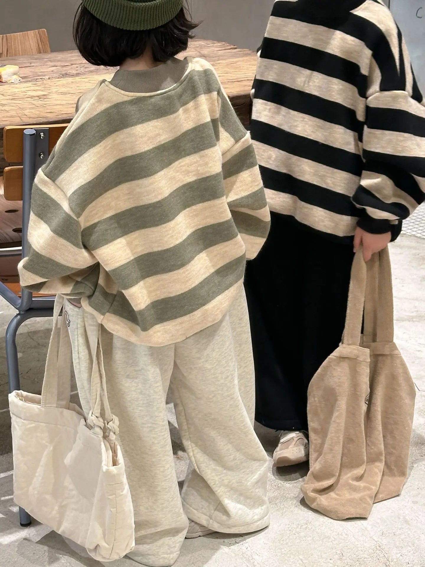 トレーナー・フーディ キッズトップス ボーダービッグシルエット長袖スウェットシャツ【mh0008239】