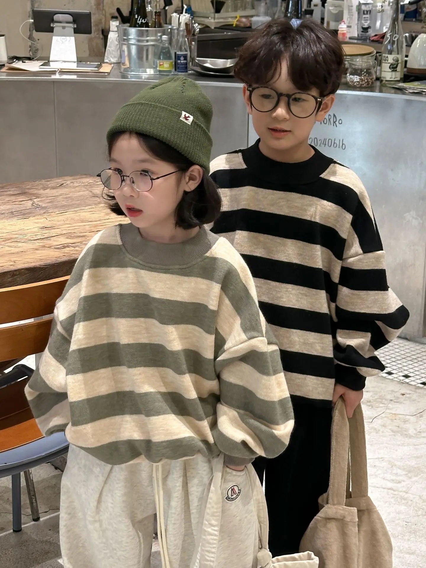 トレーナー・フーディ キッズトップス ボーダービッグシルエット長袖スウェットシャツ【mh0008239】