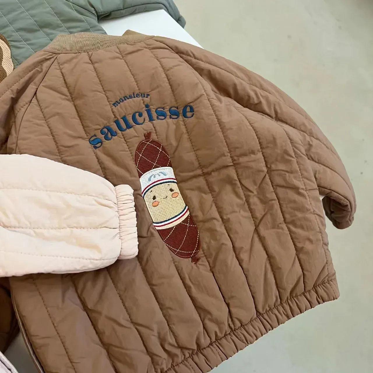 ショートコート・ジャケット・ジャンパー ベビーキッズアウター バック刺繍キルティングブルゾンジャケット【mh0008375】