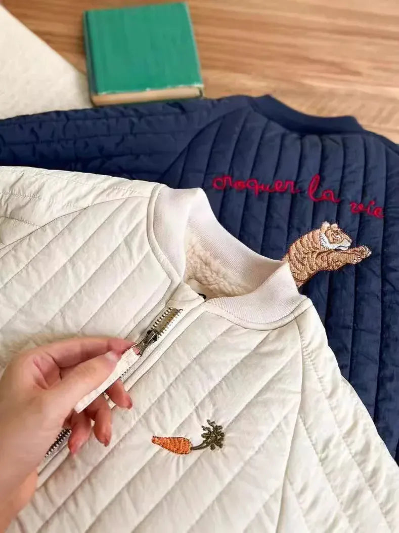 ショートコート・ジャケット・ジャンパー ベビーキッズアウター バック刺繍キルティングブルゾンジャケット【mh0008413】