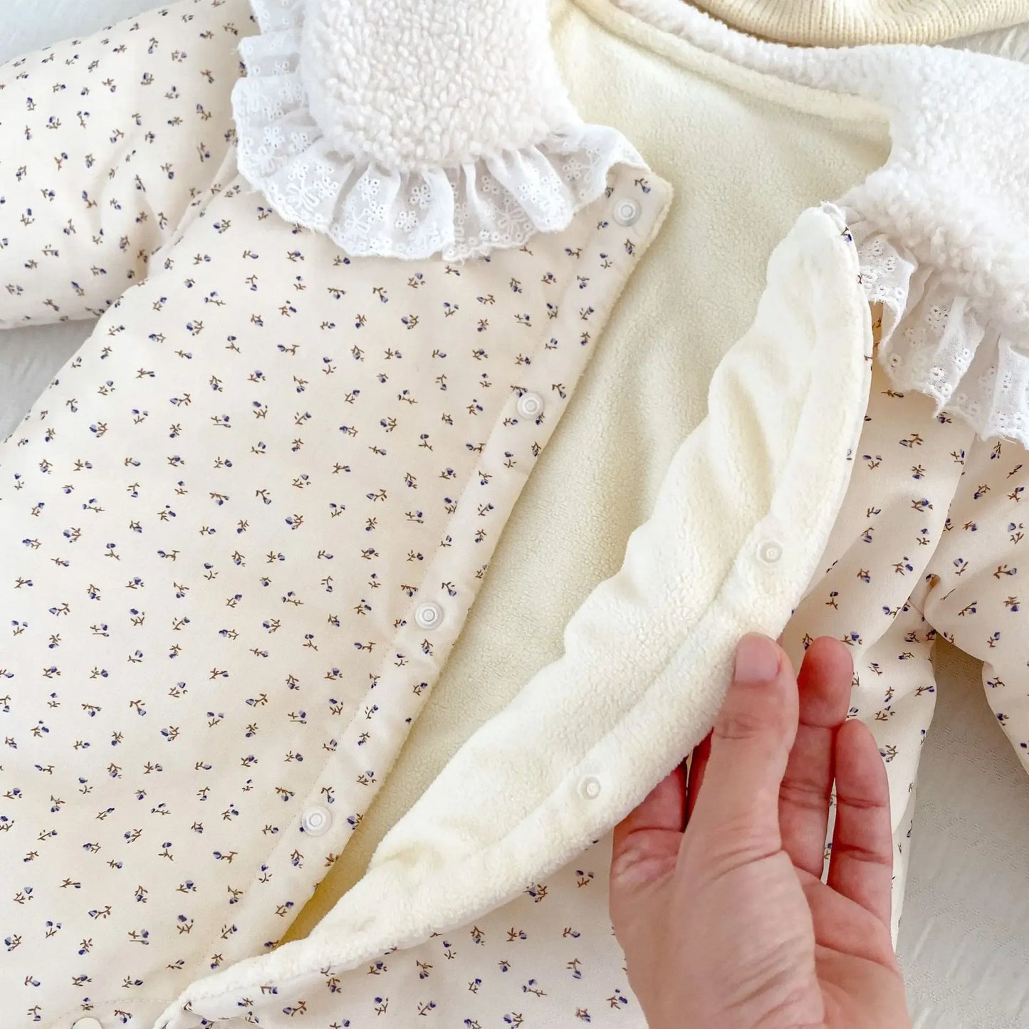 アウタージャンプスーツ ベビーアウタージャンプスーツ ボアフリース丸襟フラワー小花柄プリント長袖アウターロンパース【mh0008485】