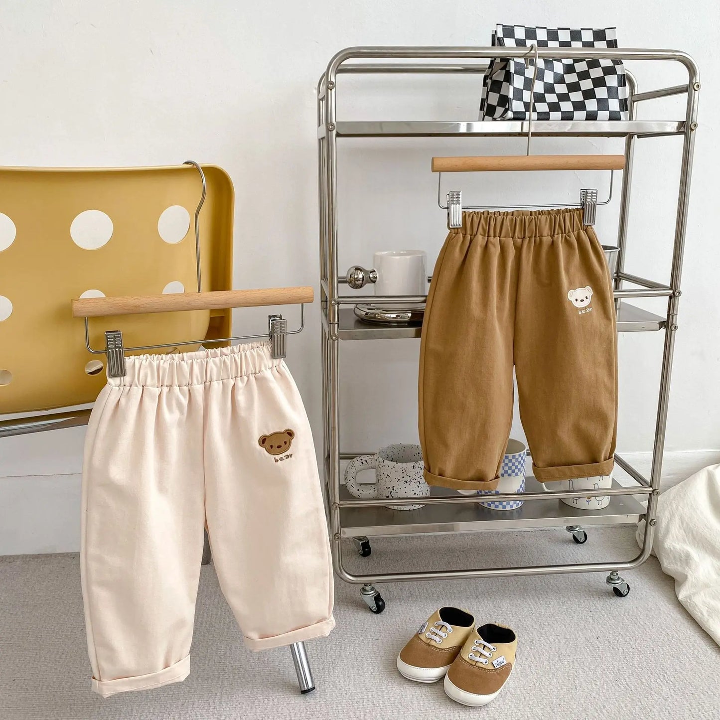 ロングパンツ・スウェットパンツ ベビーパンツ ベアくまヒップパッチルーズロングパンツ【mh0008567】