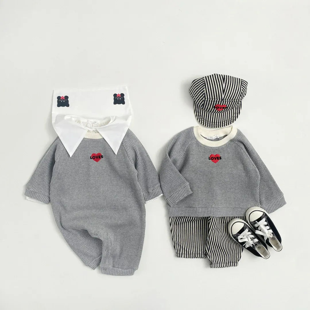 長袖ロンパース ベビーロンパース ハートロゴ刺繍長袖ボディスーツ【mh0008731】