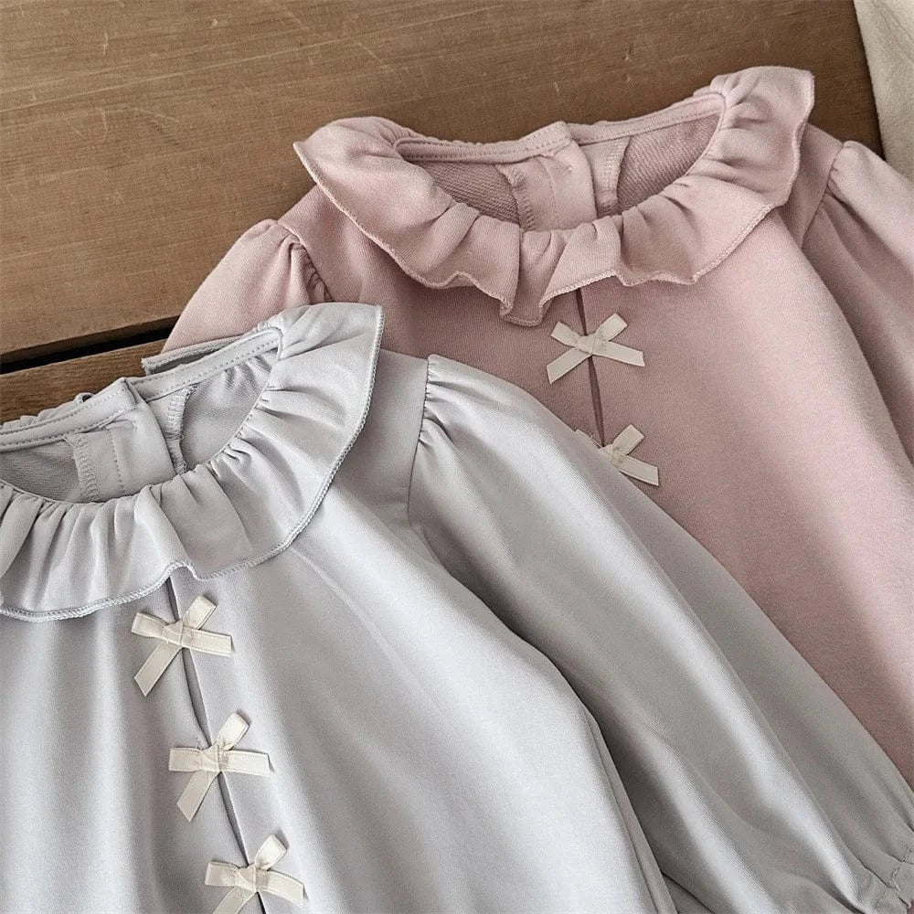 長袖ロンパース ベビーロンパース フロントリボンタックラッフル襟長袖ボディスーツ【mh0008844】