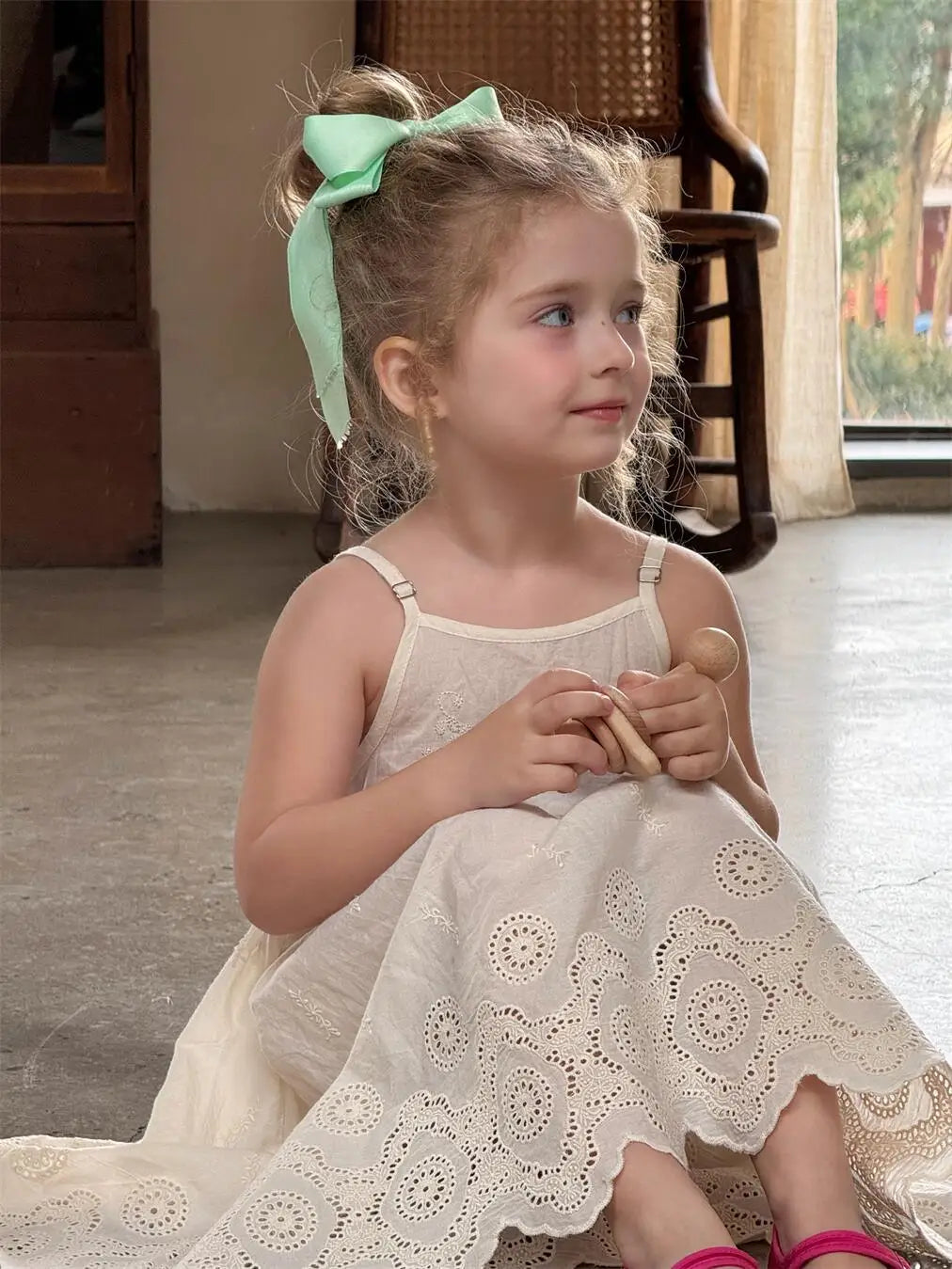 ノースリーブワンピース キッズワンピース フラワー刺繍キャミソールスカラップレースワンピース【mh0008896】