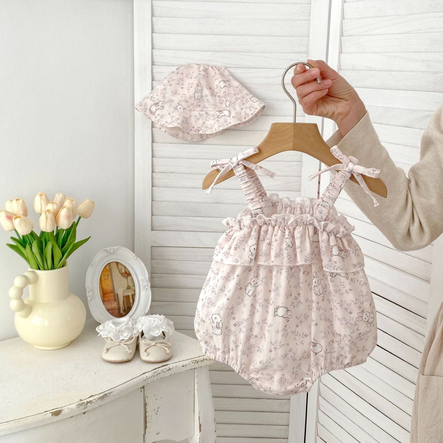 ノースリーブロンパース フラワーうさぎプリントキャミソールロンパース+帽子セット【mh0009704】