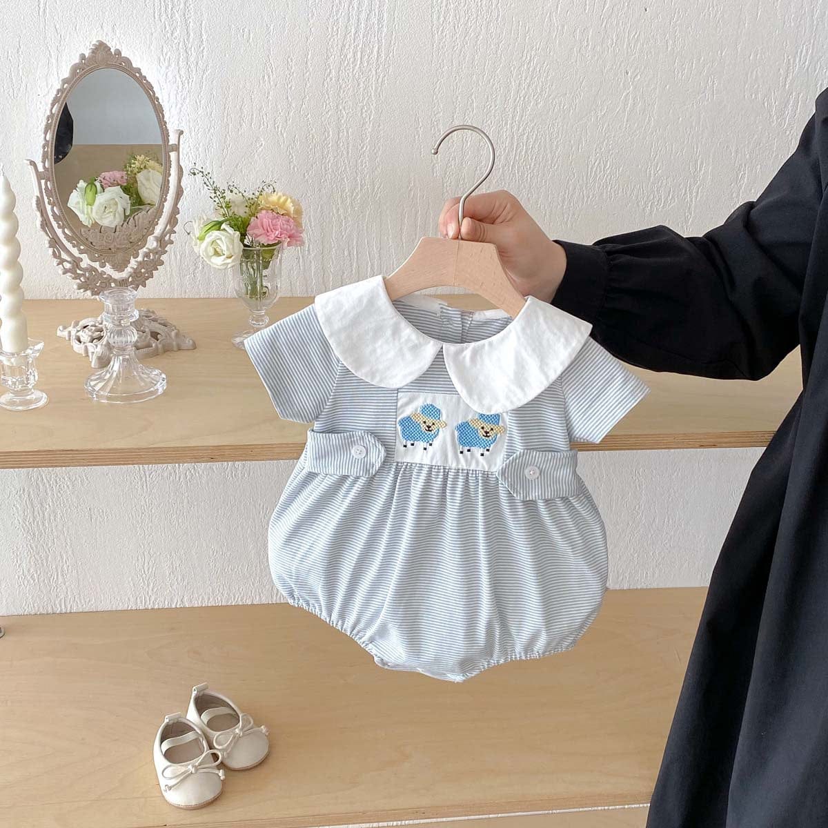 半袖ロンパース ひつじ刺繍丸襟ボーダー半袖ロンパース【mh0009759】