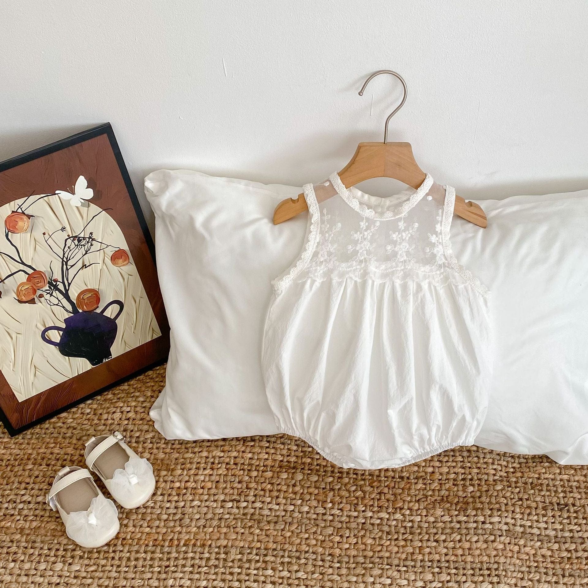 ノースリーブロンパース シアー刺繍レースノースリーブロンパース【mh0010169】