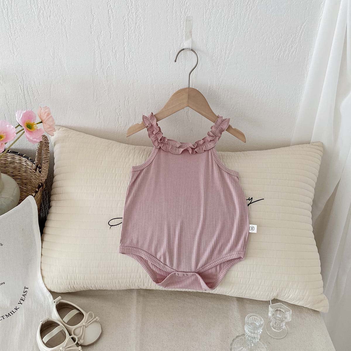 ノースリーブロンパース フリルキャミソールロンパース【mh0010305】