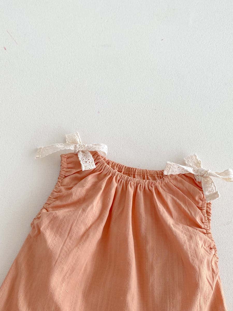 ノースリーブセットアップ リボンショルダーノースリーブブラウス+ブルマパンツ+ボンネットセット【mh0010315】