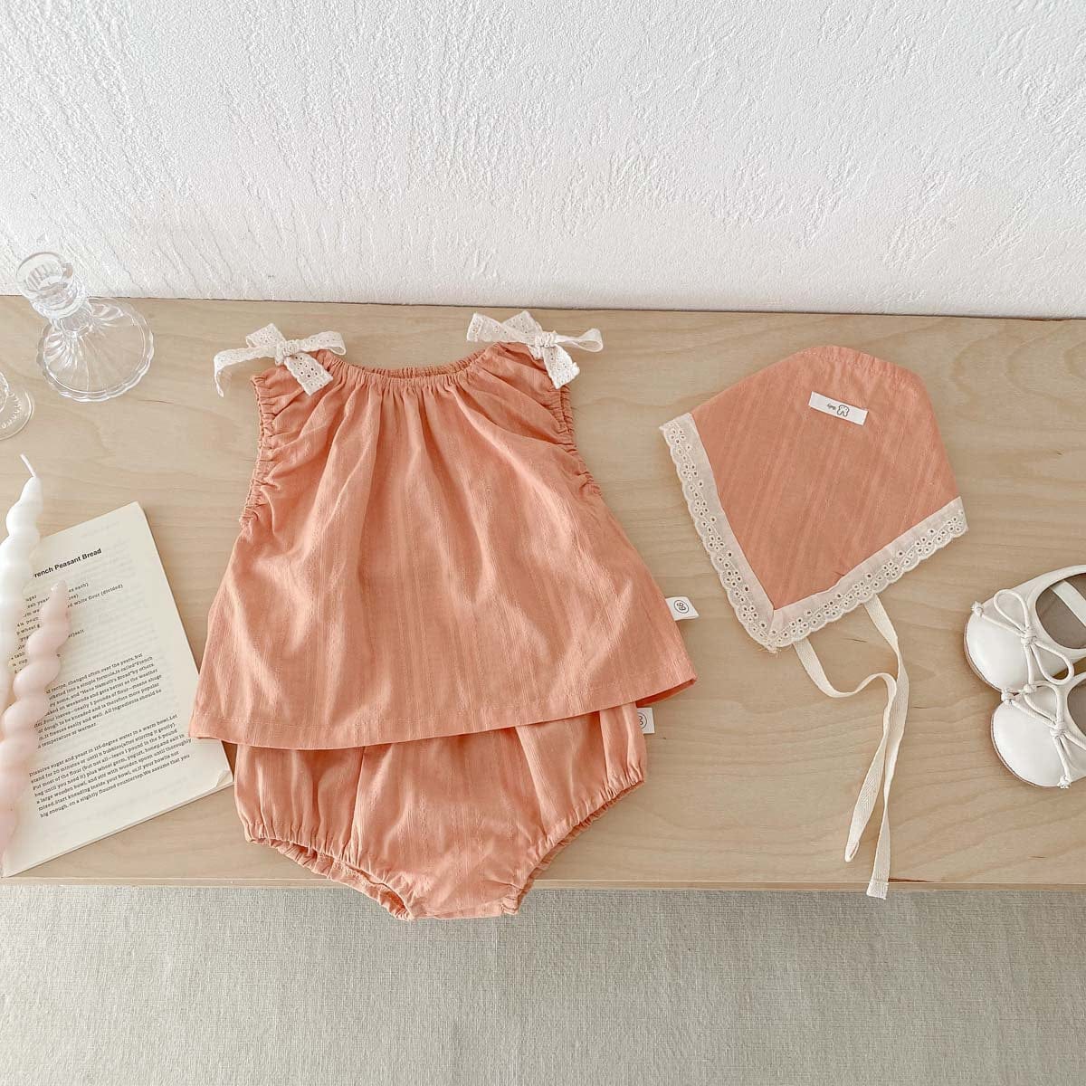 ノースリーブセットアップ リボンショルダーノースリーブブラウス+ブルマパンツ+ボンネットセット【mh0010315】