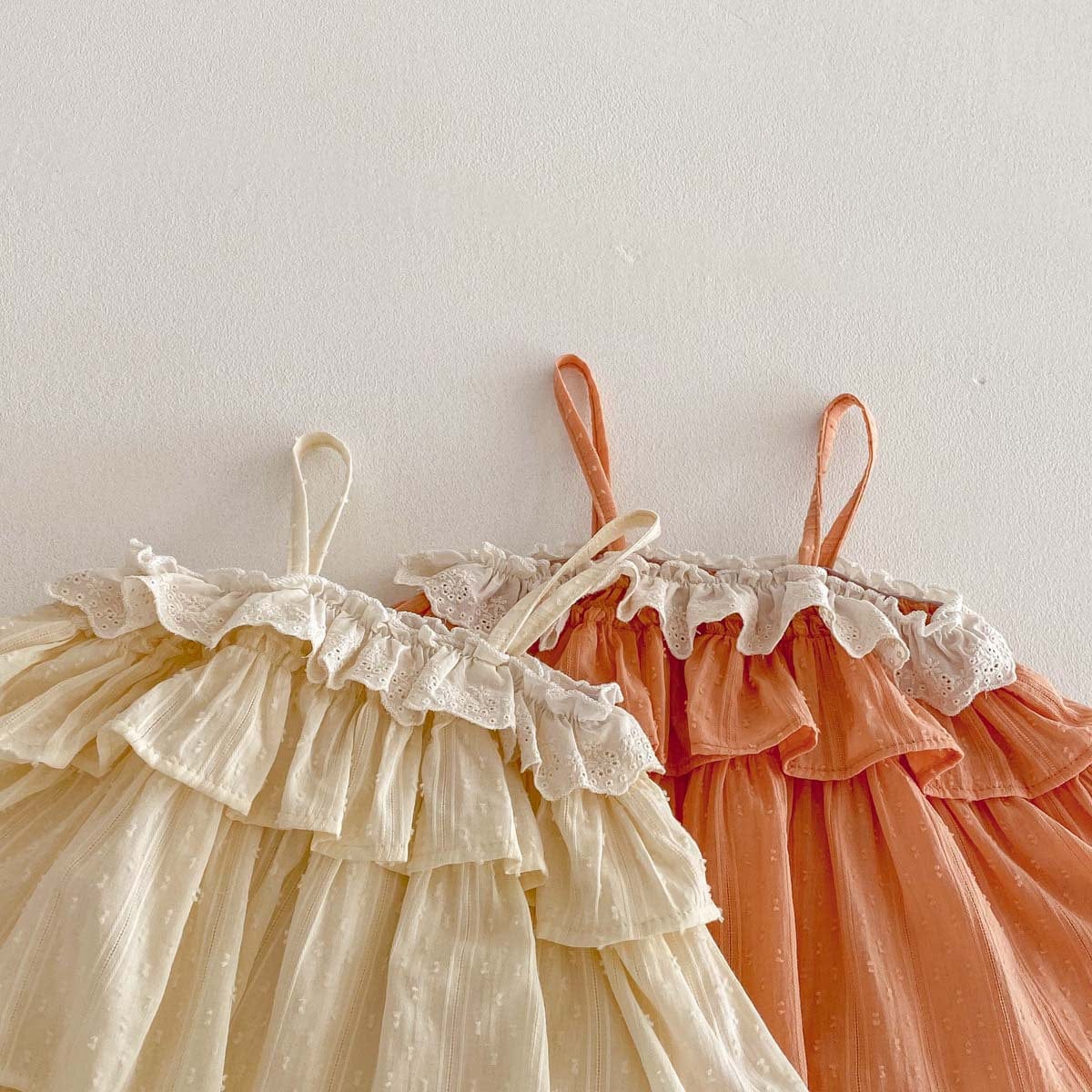 ノースリーブロンパース ティアードフリルキャミソールロンパース【mh0010345】