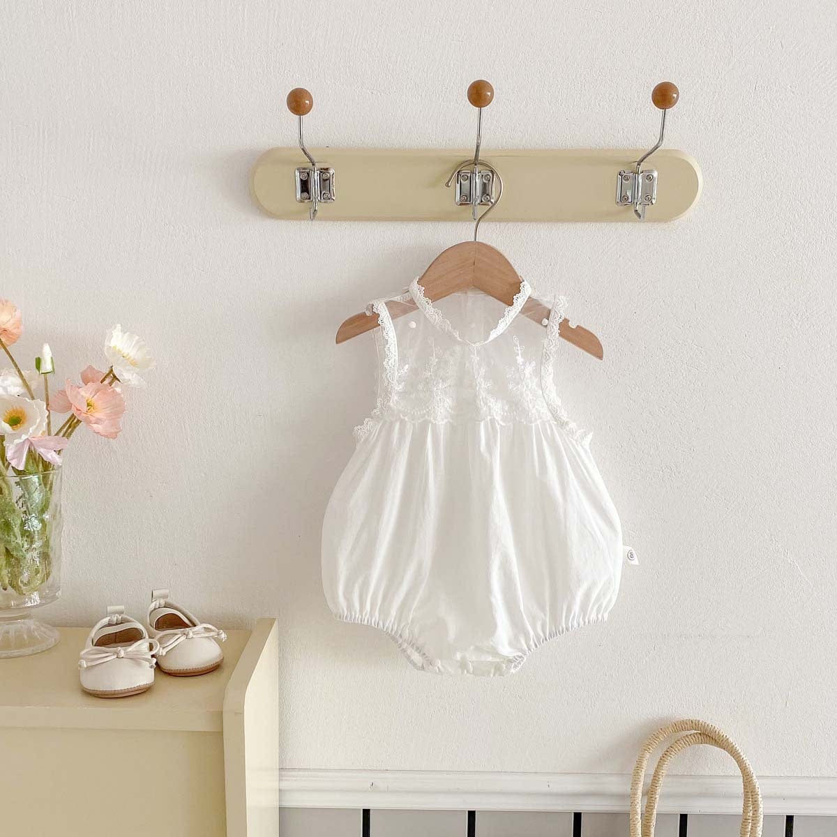 ノースリーブロンパース シアーレースドッキングノースリーブロンパース【mh0010350】