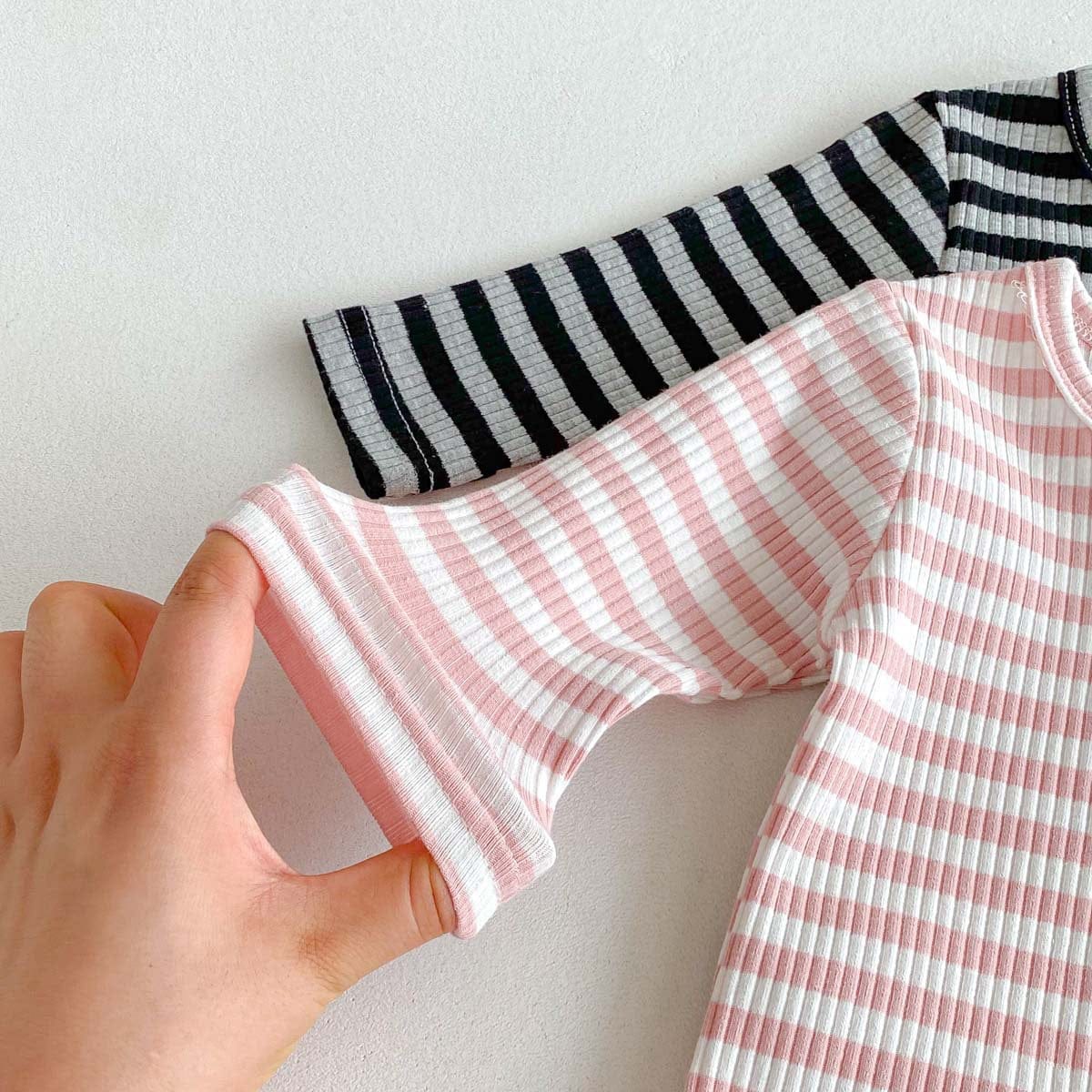 長袖ロンパース リブ素材ヘンリーネック長袖ロンパースボーダー柄【mh0010919】