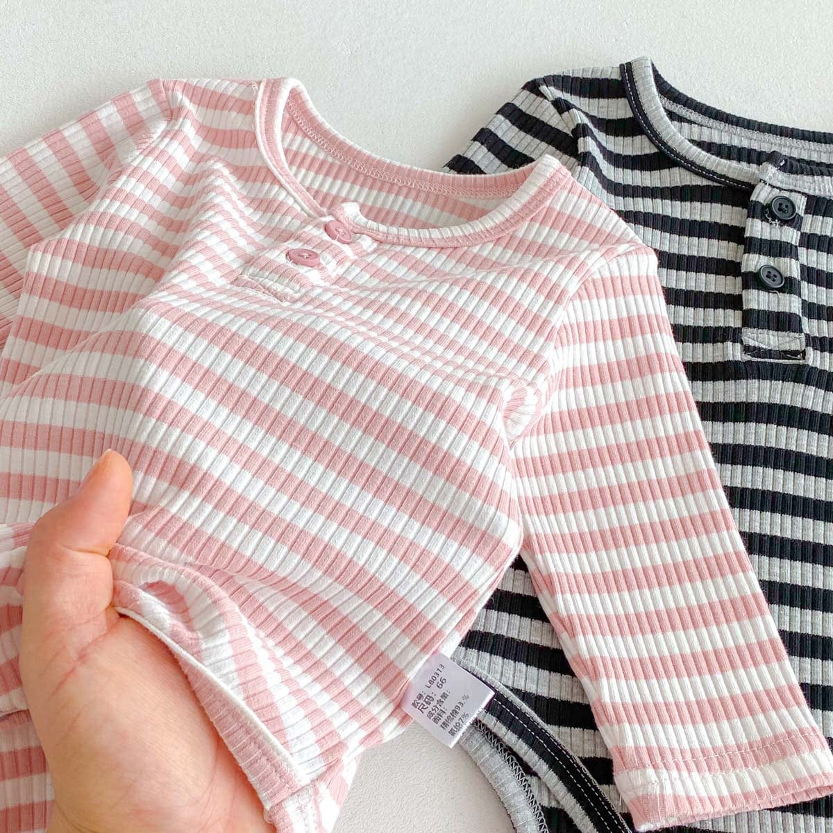 長袖ロンパース リブ素材ヘンリーネック長袖ロンパースボーダー柄【mh0010919】