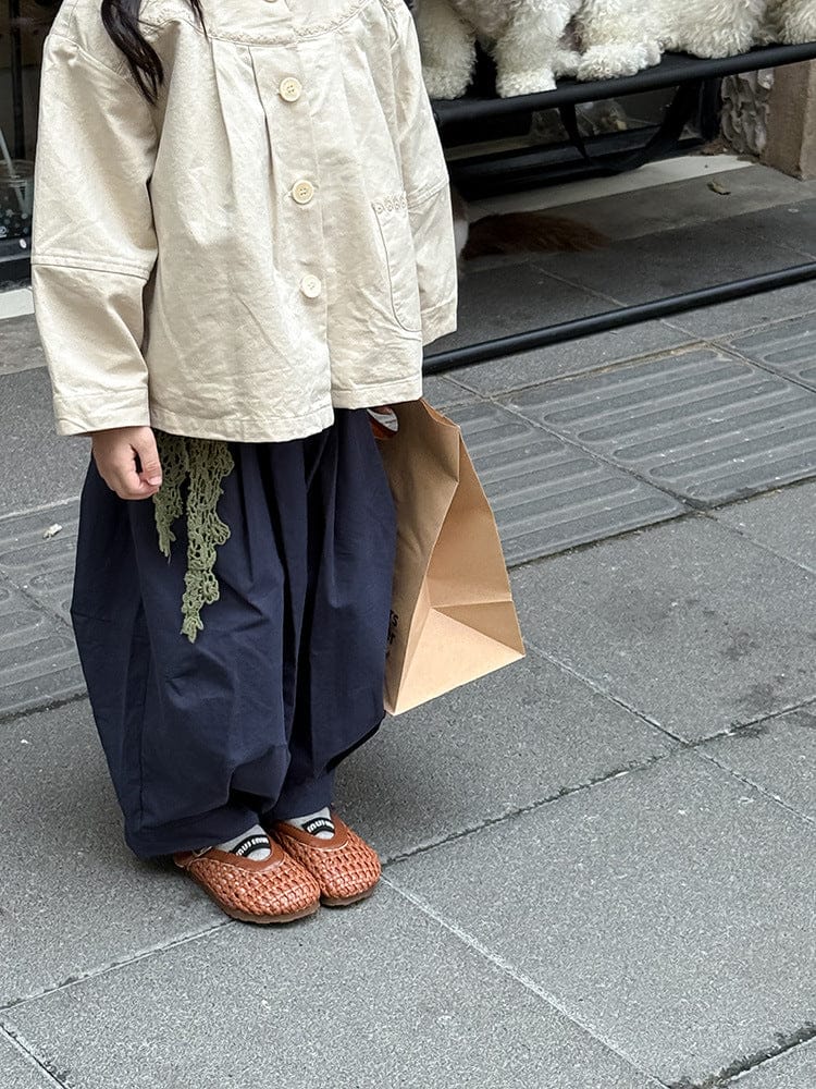 ショートコート・ジャケット・ジャンパー ノーカラータックふんわりジャケット【mh0011040】