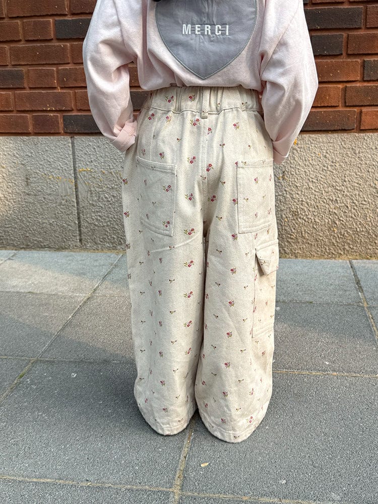 ロングパンツ・スウェットパンツ 小花柄ワイドパンツ サイドポケット付き ルーズフィットロングパンツ【mh0011054】