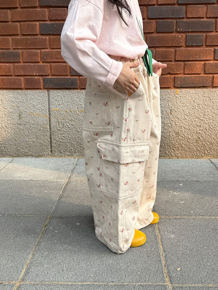 ロングパンツ・スウェットパンツ 小花柄ワイドパンツ サイドポケット付き ルーズフィットロングパンツ【mh0011054】