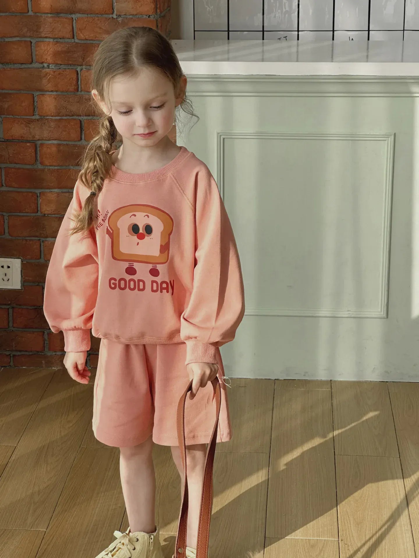 長袖セットアップ orange pink / 2T  90cm キッズセットアップ 2点セット 長袖Tシャツ ハーフパンツ プリント柄 3カラー