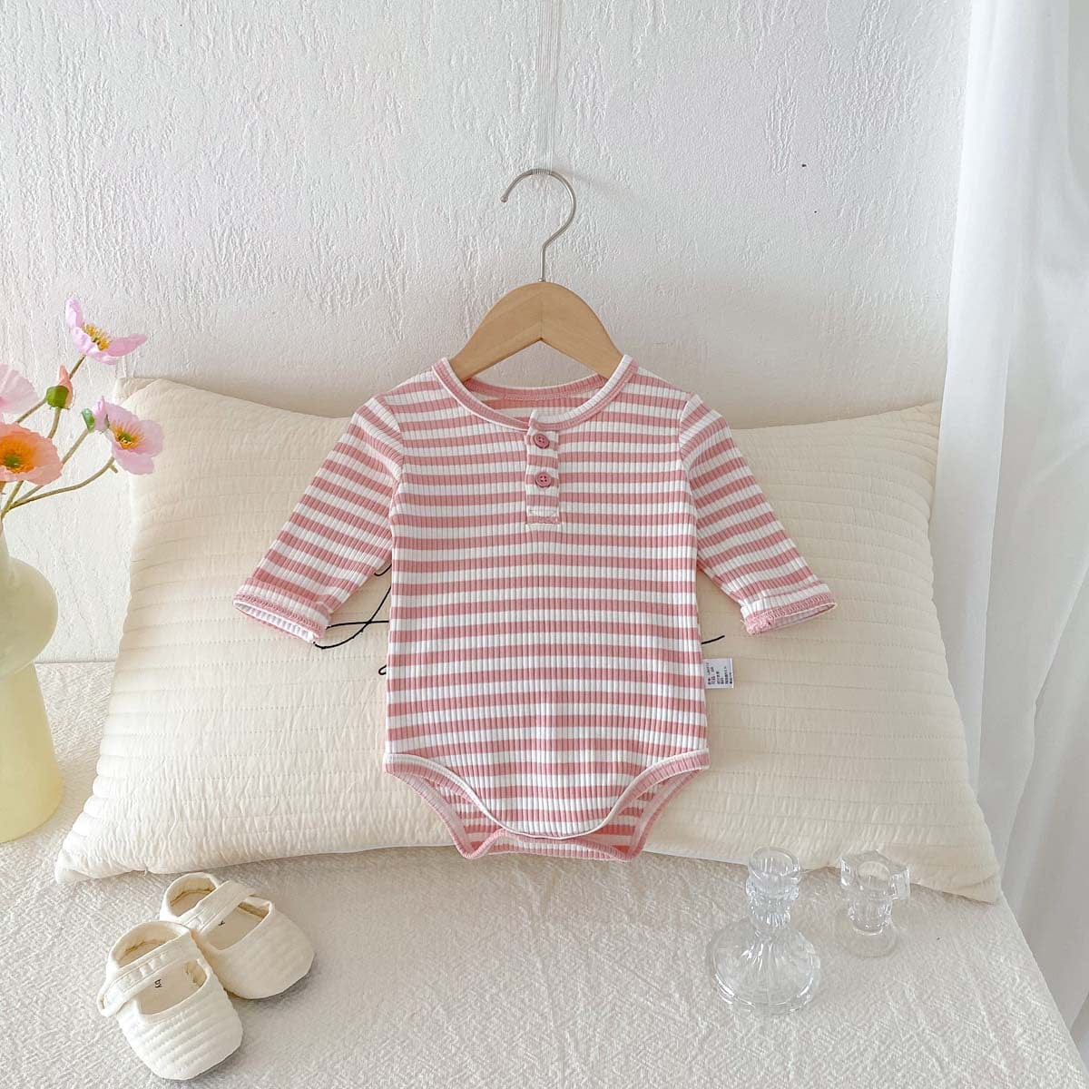 長袖ロンパース Pink / 66cm リブ素材ヘンリーネック長袖ロンパースボーダー柄【mh0010919】