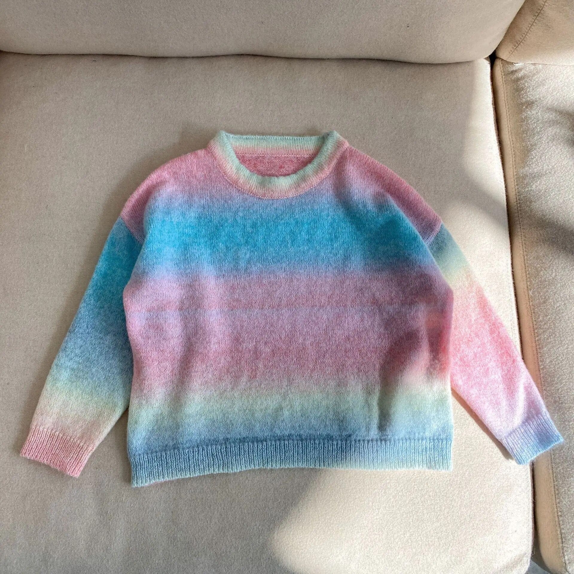 ニット・セーター pink / 80cm キッズセーター ニットトップス レインボー グラデーション カラフル 3カラー ユニセックス 男の子 女の子 子供服 1085C