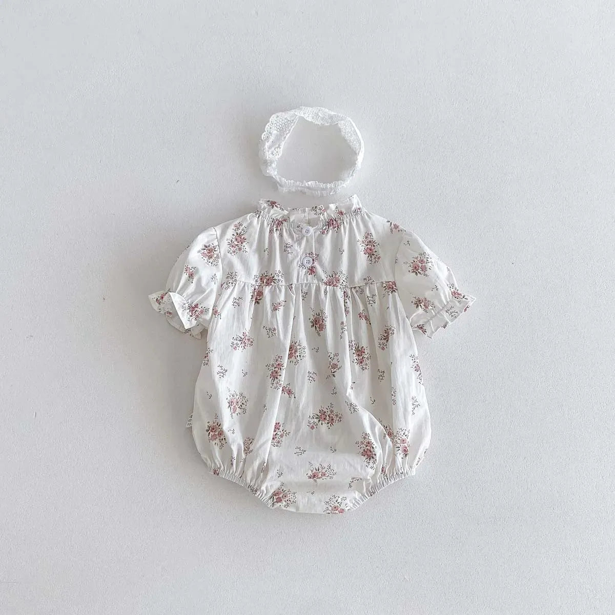 半袖ロンパース Print / 66cm 0-6m ベビーロンパース 半袖パフスリーブボディスーツ ヘアバンドセット ホワイト/フラワー花柄プリント