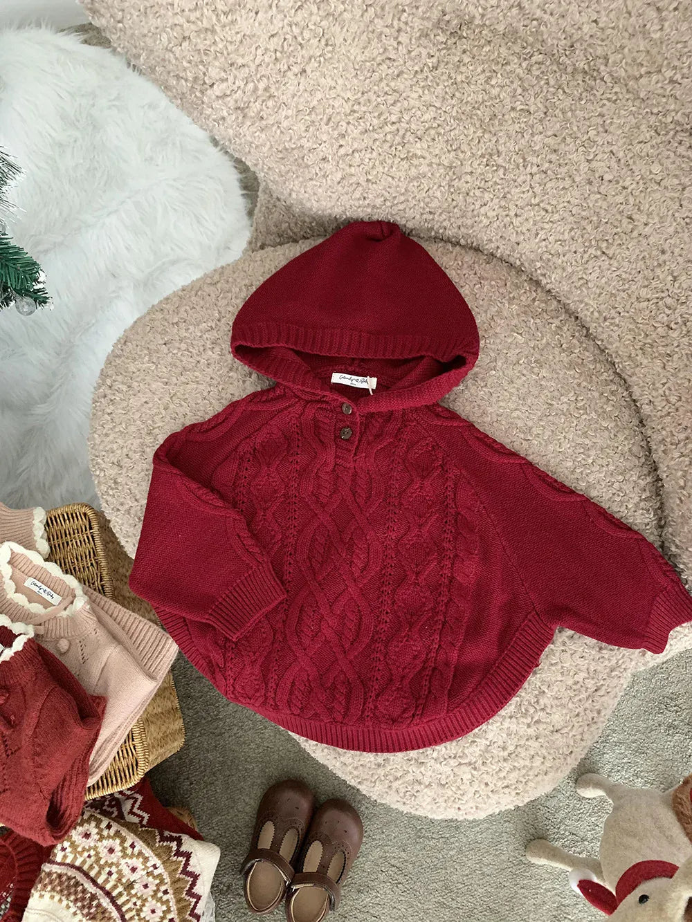ニット・セーター red / 9M  73cm キッズセーター フーディニットポンチョ ドルマンセータートップス 2カラー ガールズ 女の子 子供服