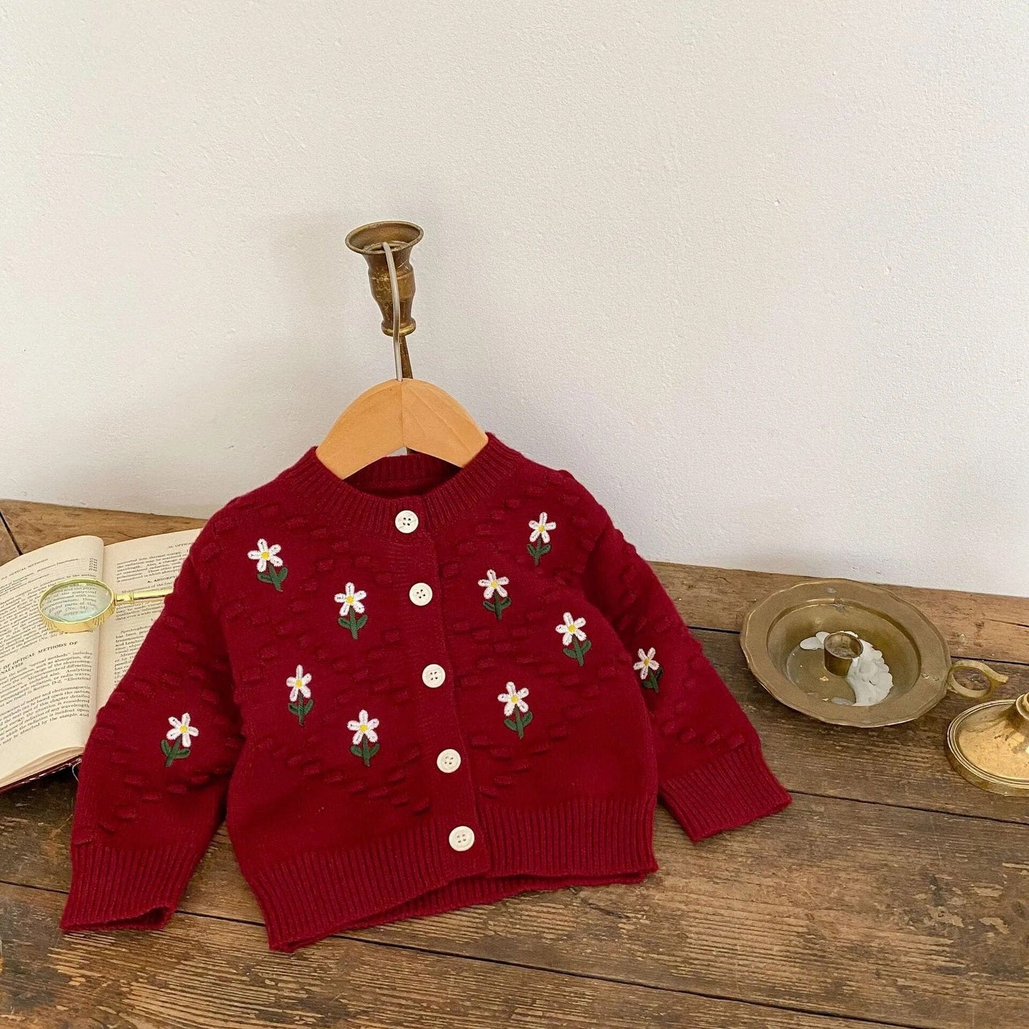 カーディガン・パーカー Red autumn / 66cm ベビーカーディガン ニットジャケット フラワー 花柄刺繍 裏フリース レッド ベージュ 2カラー ガールズ 女の子 子供服 4134D