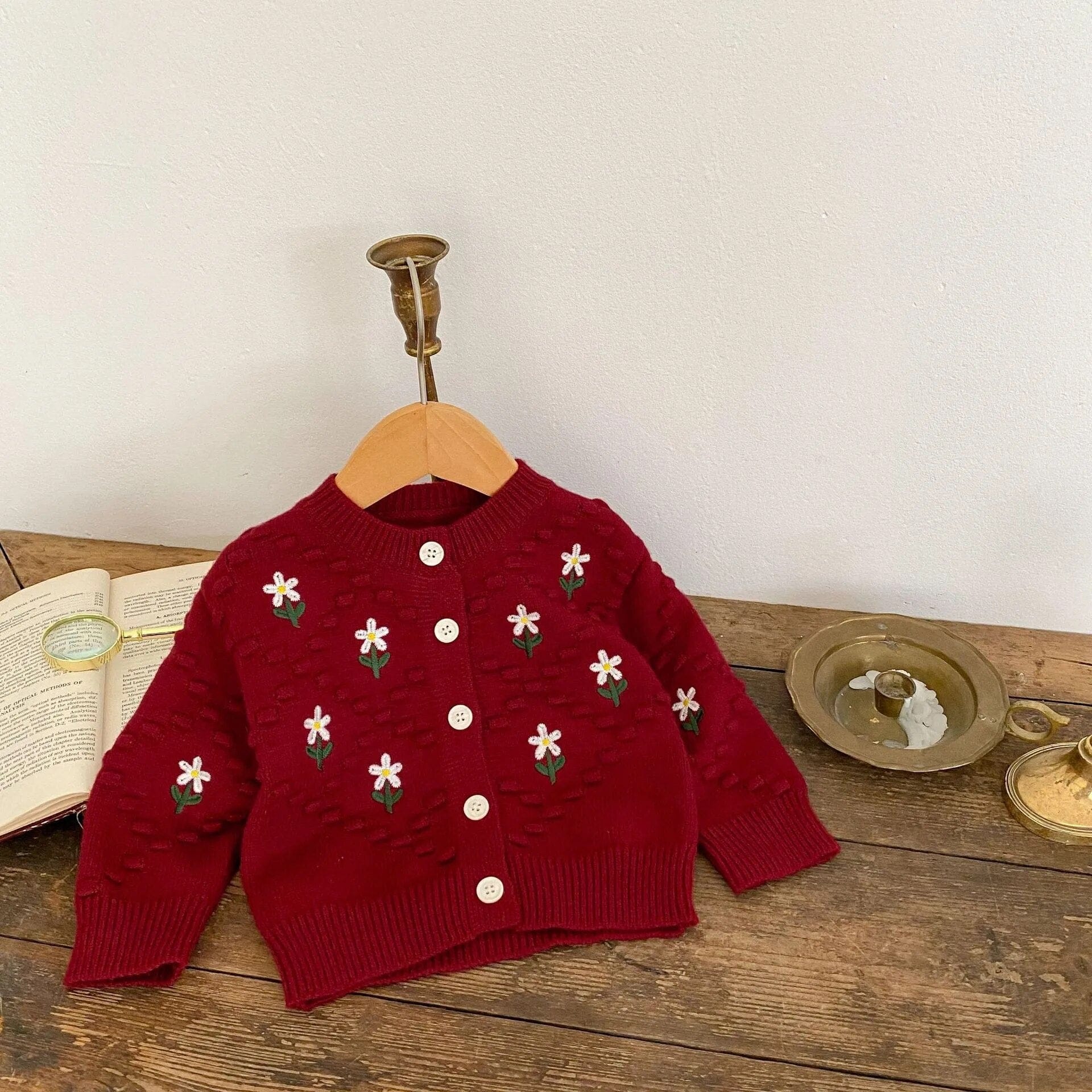 カーディガン・パーカー Red autumn / 66cm ベビーカーディガン ニットジャケット フラワー 花柄刺繍 裏フリース レッド ベージュ 2カラー ガールズ 女の子 子供服 4134D