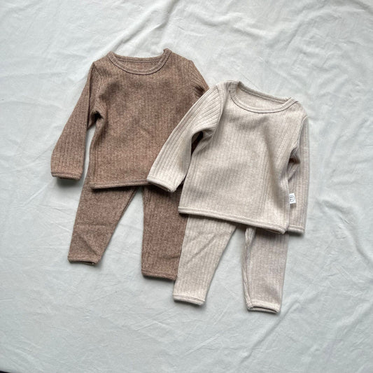 長袖セットアップ シンプル長袖Tシャツ+パンツセットアップ 2点セット【mh0009443】