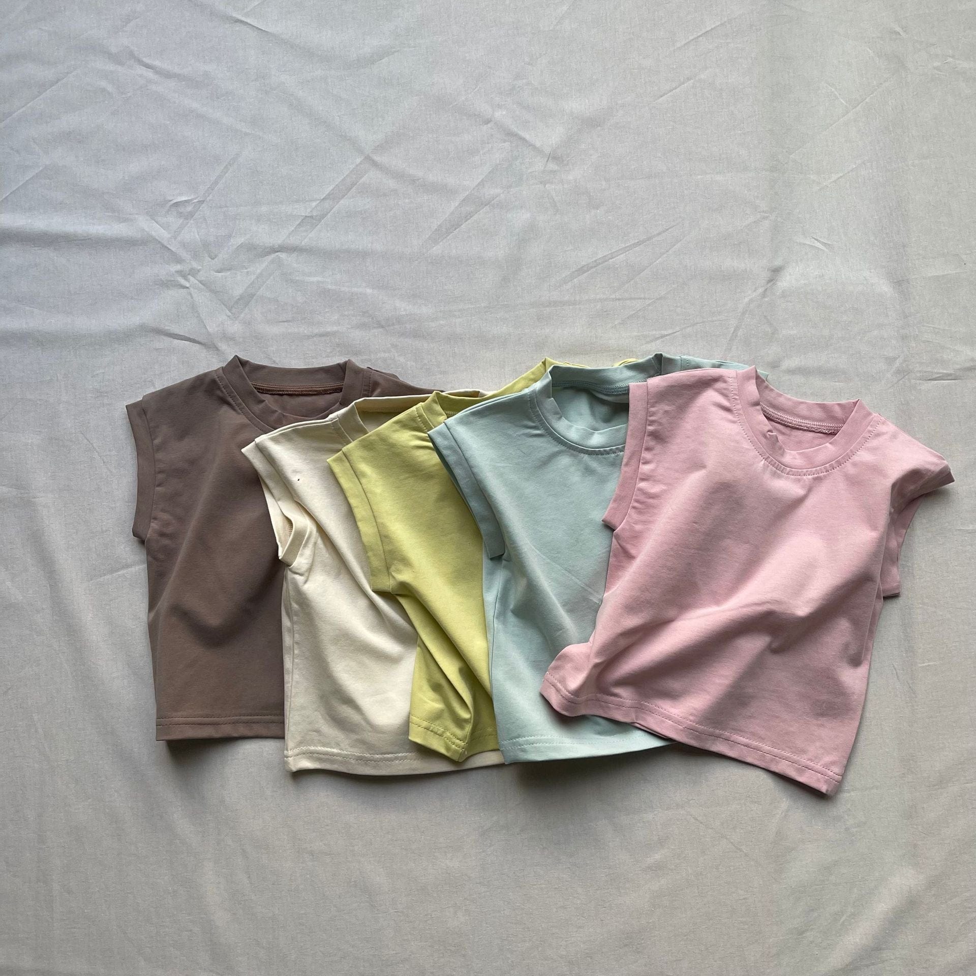 タンクトップ・キャミソール・ノースリーブトップス ベビートップス シンプルベーシックノースリーブタンクTシャツ【mh0009174】