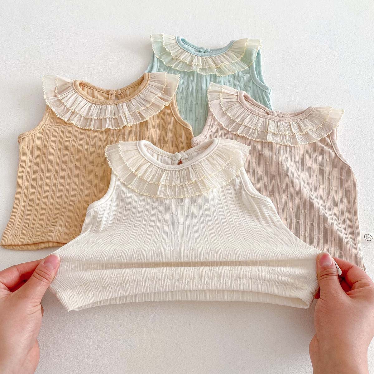 タンクトップ・キャミソール・ノースリーブトップス ラッフル襟ノースリーブTシャツ【mh0010342】