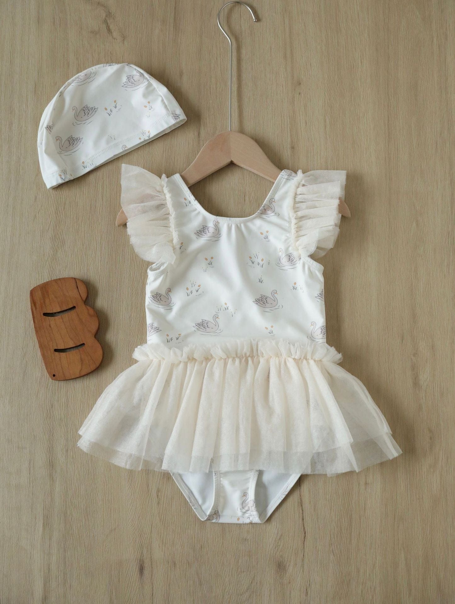 ベビー用水着 The gauze swimsuit is full of swans / 80 ガールズ水着 ノースリーブチュチュワンピーススイムウェア ラッシュガード【mh0009369】