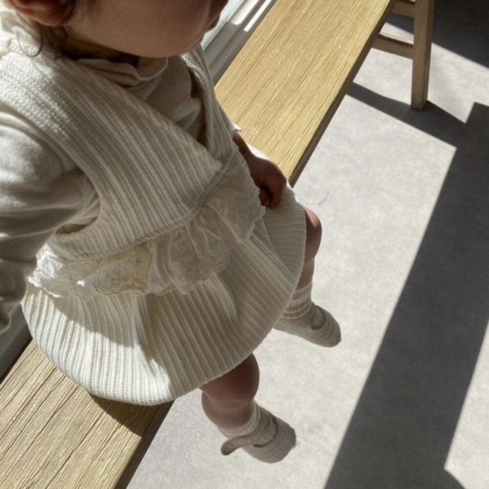 ノースリーブロンパース ベビー ノースリーブロンパース Vネック レース フリル ドッキング ベージュ ガールズ 女の子 子供服 6944