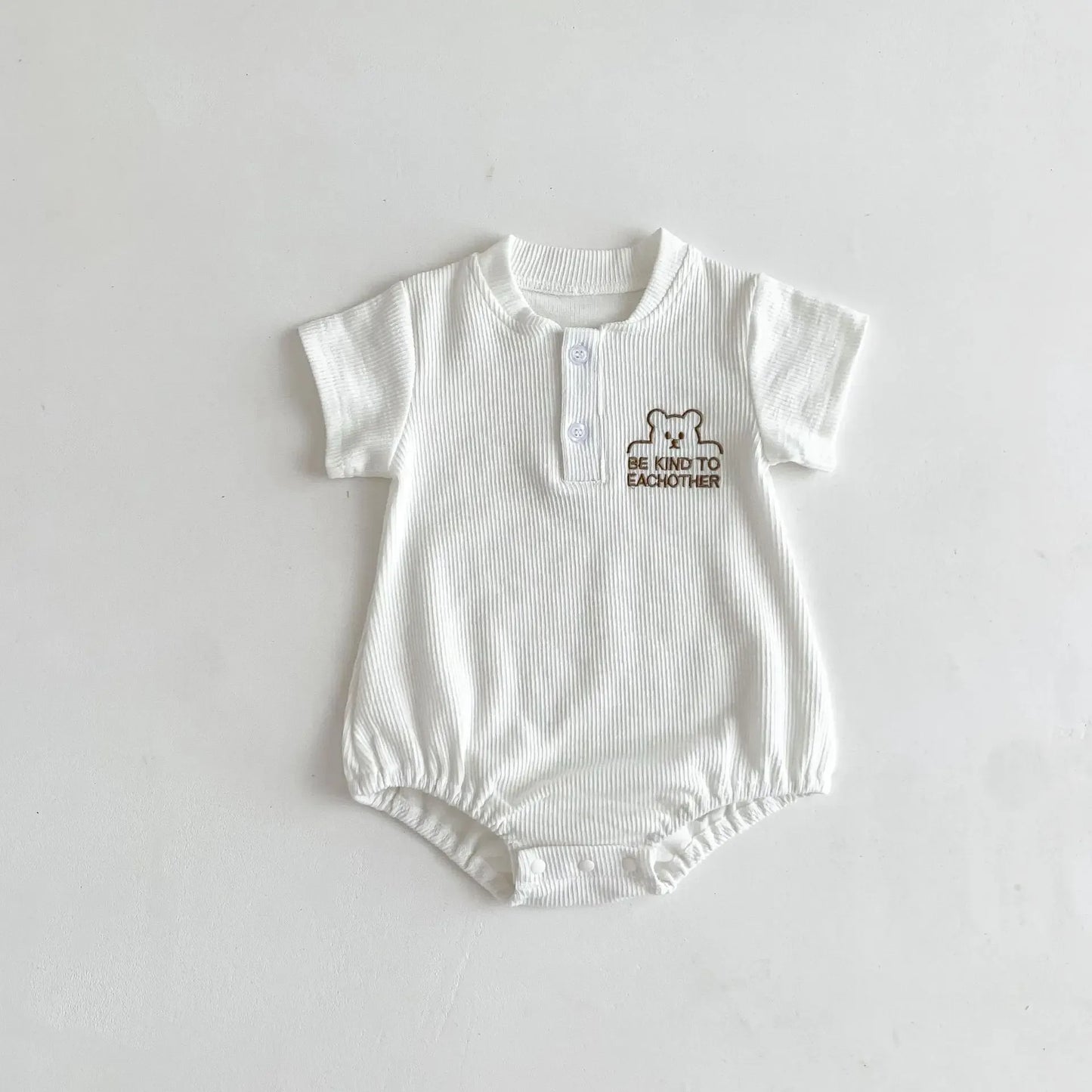 半袖ロンパース White / 66cm ベビーロンパース 半袖ボディスーツ ベアくまワンポイント 2カラー【mh0004600】