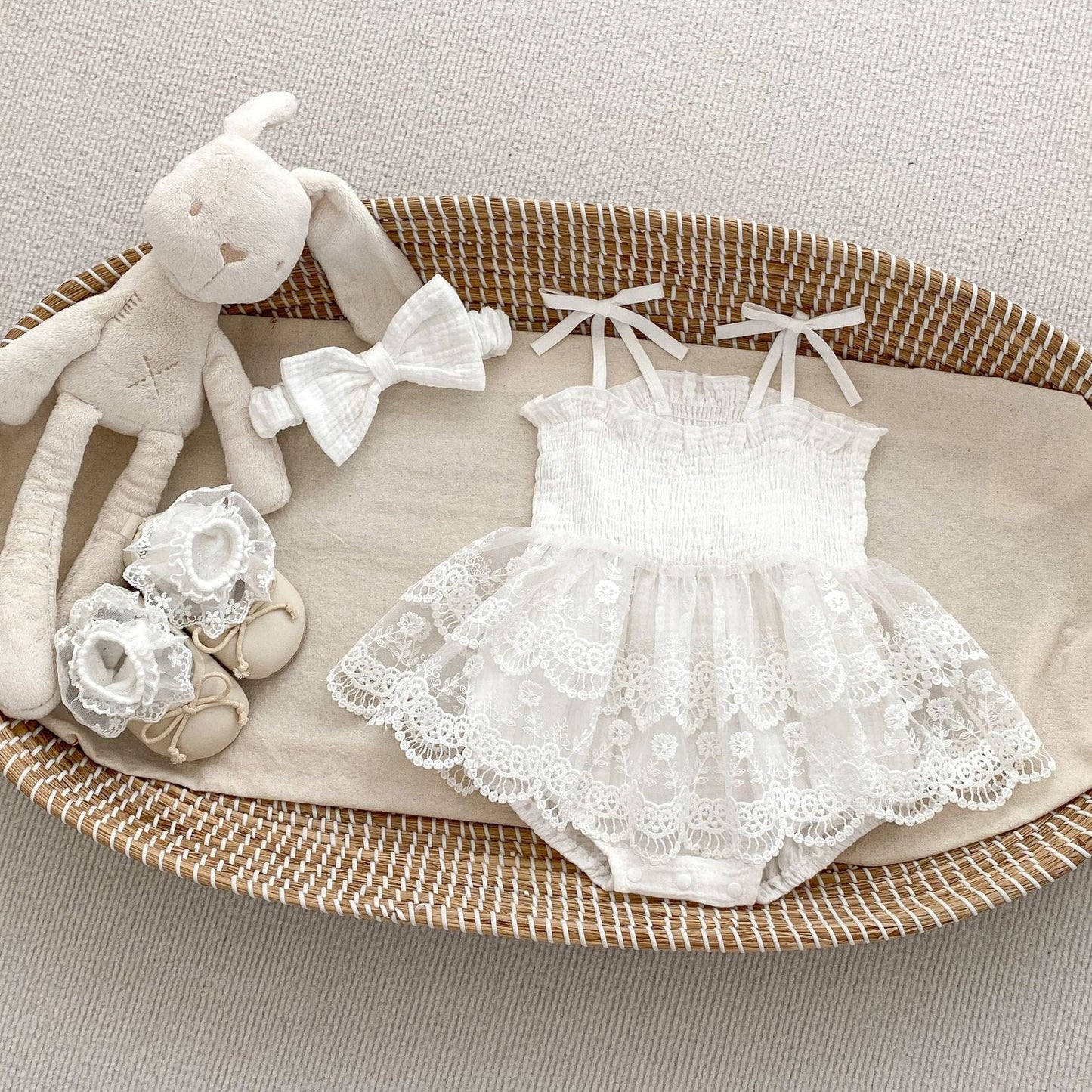 ノースリーブロンパース White / 66cm チュールレーススカートシャーリングキャミソールロンパース+リボンヘアバンドセット【mh0009708】