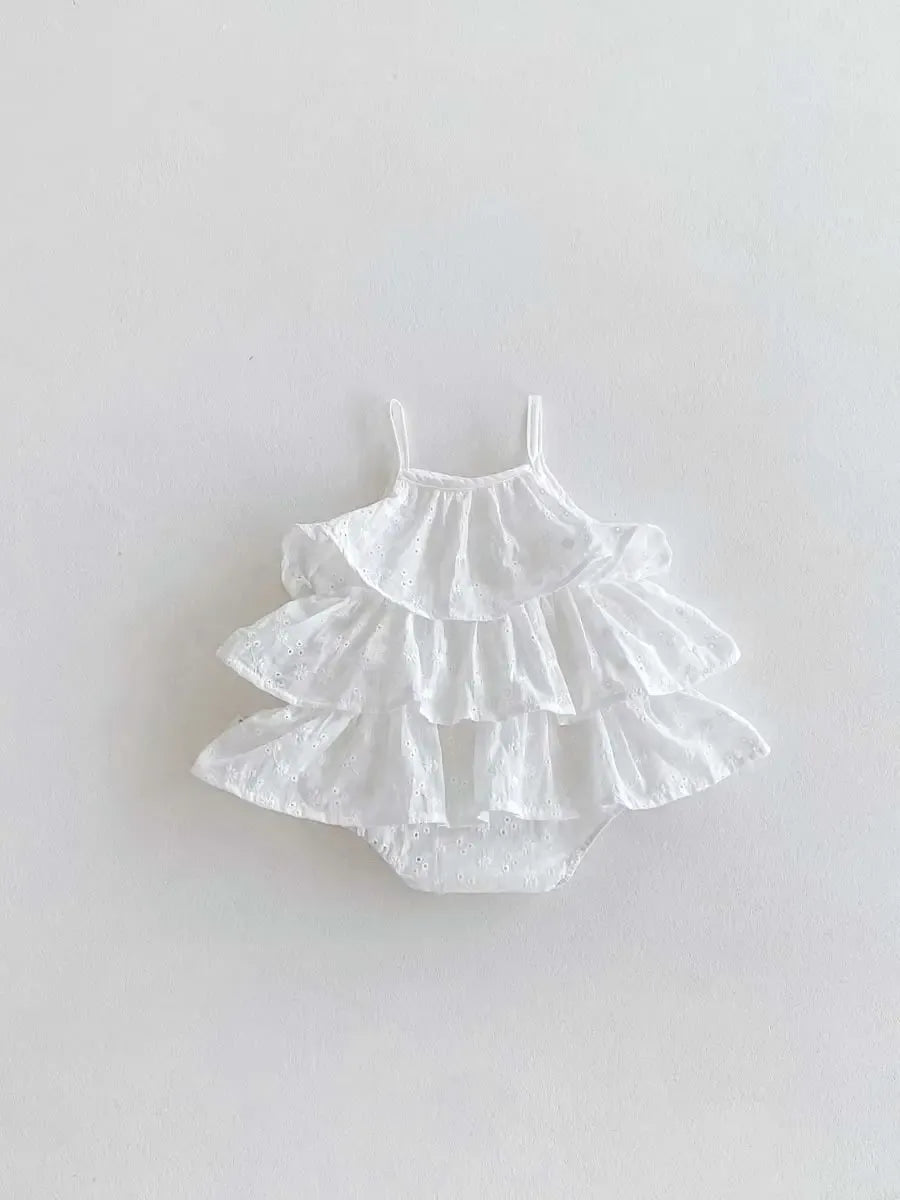 ノースリーブロンパース White / 6M  66CM ベビーロンパース キャミソールボディスーツ 刺繍レース ティアードフリル 2カラー【mh0006187】