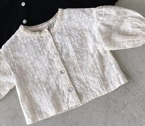 長袖セットアップ white shirts / 9M  73CM ベビートップス/パンツ レース刺繍ノーカラー長袖ブラウス/リボンプリントフリルスカートサスペンダーブルマ 2カラー【mh0007214】