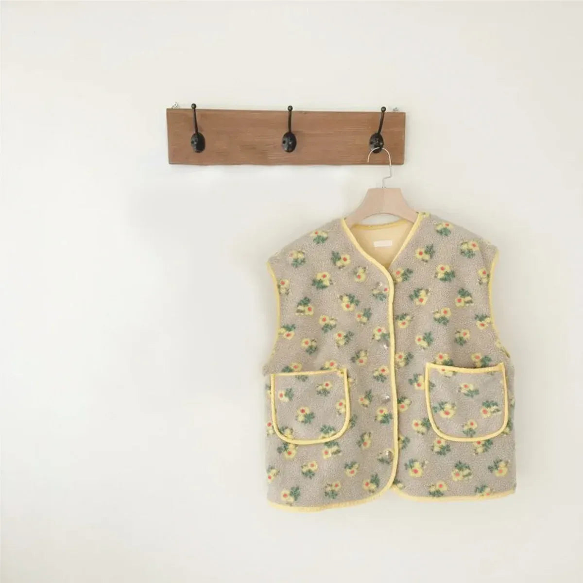 ベスト yellow flower / 9M  73cm ベビーベスト フラワー花柄プリント バイピング フリース ルームウェア